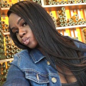 Meet your Posher, Natasha